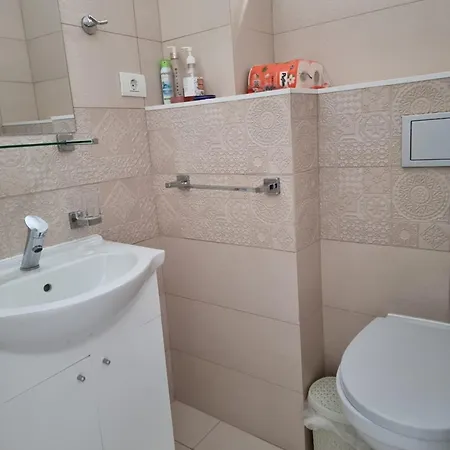 Apartment White Pearl -endless Summer *