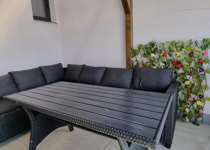 White Pearl -endless Summer Apartment Navodari