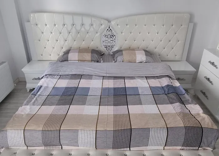 White Pearl -endless Summer Apartment Navodari